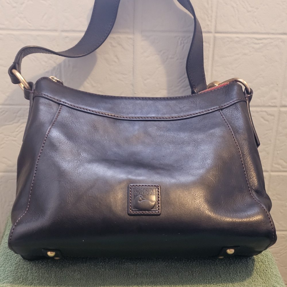 Dooney & Bourke Florentine Black Leather Bag with Unique Shoulder Strap - Picture 3 of 16